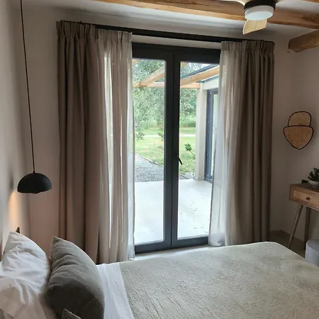 Elaida Semesterbostad